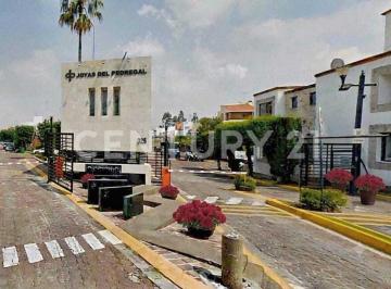 Casa · 220m² · 2 Recámaras · 3 Estacionamientos · Casa en Venta en Joyas del Pedregal
