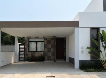 ee604fdb17d02e6e0c0ae19c2fee538eeca6e355d69b67ecf5624753ebe4e8f3 · Casa en Venta en Veracruz de 1 Piso Fracc. Lomas del Dorado, Boca del Río.