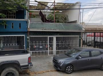 Casa de 3 habitaciones, Aguascalientes · Casa en Venta Col. Versalles, Aguascalientes Lmb