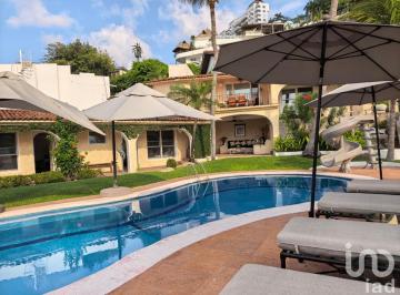Casa · 1637m² · 7 Recámaras · 8 Estacionamientos · Espectacular Propiedad en Venta, Marina Las Brisas, Acapulco, Guerrero