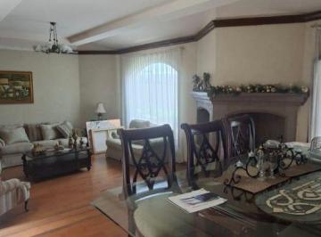 Casa de 3 habitaciones, Saltillo · Casa en Venta en Los Pinos
