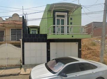 Casa de 3 habitaciones, Uruapan · Venta de Casa en Loma Larga, San Juan Bautista, 60110 Uruapan, Michoacan.
