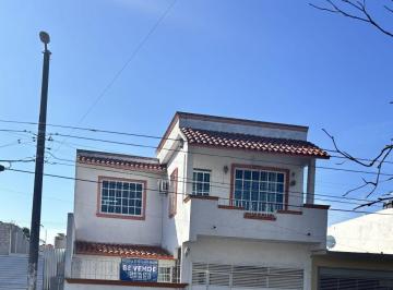 Casa de 4 habitaciones, Veracruz · Casa en El Floresta con 4 Recámaras Una en Planta Baja con Su Propio Baño