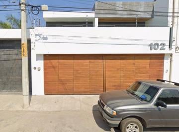 Casa de 5 habitaciones, Rioverde · Casa en Venta Col. Amado Nervo 102 Centro Rio Verde S. L. p Lmb