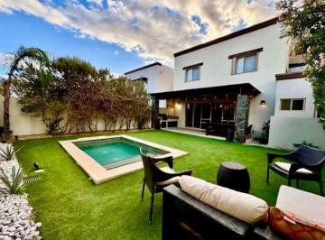 Casa en condominio de 4 habitaciones, Los Cabos · Se Renta Casa con Alberca Privada en El Tezal Cerca de Escuelas