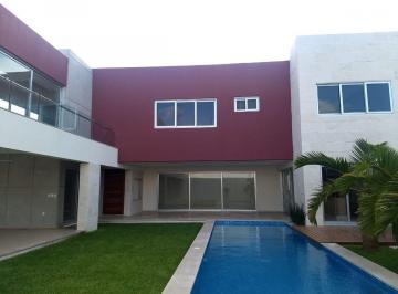 8eef0419631a7cac78bd19909b8ee9d4bd827a1a1cc7d32e687b9089cb73b73a · Casa en Venta en Veracruz Fracc. Palmas con Garaje Para 4 Autos