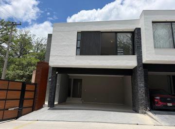 c015e478c3684868057a8a3d00a6492cc0cf42e6710117864bafffbb2b16a5d3 · Casa en Venta a Estrenar Zona Sur El Vergel