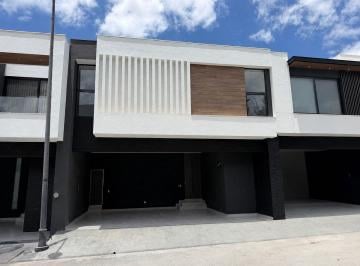 c97e27a62d8a09f602a4305866af677379d9f704f97e3386bc49e479df828996 · Casa en Venta a Estrenar Zona Sur El Vergel