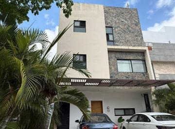 Casa · 192m² · 3 Recámaras · 2 Estacionamientos · Casa en Venta en Arbolada By Cumbres Cancun
