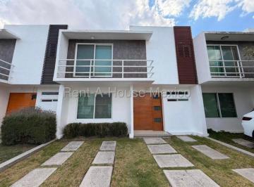 Casa en condominio de 3 habitaciones, Querétaro · Casa en Renta en Santa Fe Juriquilla