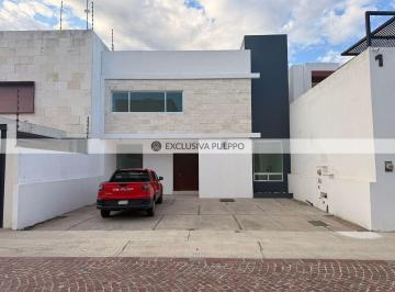 pulppo_acm · Cumbres del Lago: Casa en Condominio en Venta en Fraccionamiento Cumbres del Lago