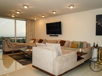 Departamento · 209m² · 3 Recámaras · 3 Estacionamientos · Orun Palace Amueblado y con Balcon
