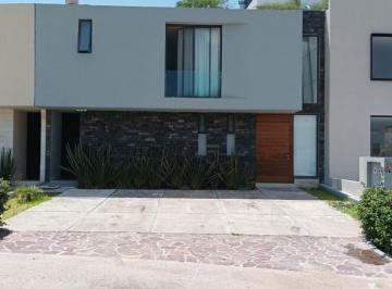 3572c008b00026f478a35ac6813cd9141e381dcb2568211e3733896518b7db63 · *venta Casa en Altozano Queretaro*