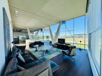 5c708ce62353f1cb8f975dc6538d691f8c769e91ac36aa9aca186885eabbe2dc · Casa en Venta El Campanario Querétaro – 1,200 m², Golf, Alberca
