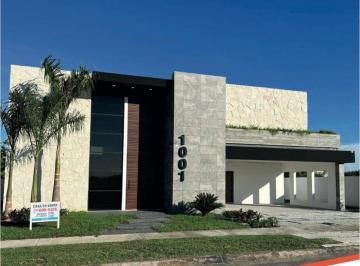 Casa · 408m² · 3 Estacionamientos · Casa 4 Recámaras Totalmente Amueblada en Residencial Marina & Golf, Punta Tiburón