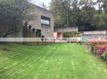 Casa · 380m² · 4 Recámaras · 6 Estacionamientos · Casa en Venta en La Magdalena Petlacalco