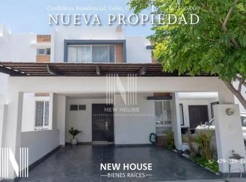 1 · Hermosa Casa en Venta Frente a Área Verde | Cordillera Arakan | Casa Club