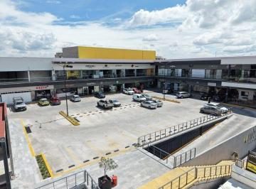 Local comercial , El Marqués · Local Comercial en Venta - Zakia
