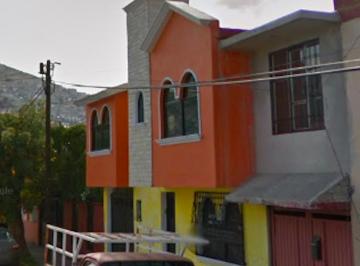 Casa de 4 habitaciones, Pachuca · Casa en Venta, Real de Minas, Pachuca Hgo