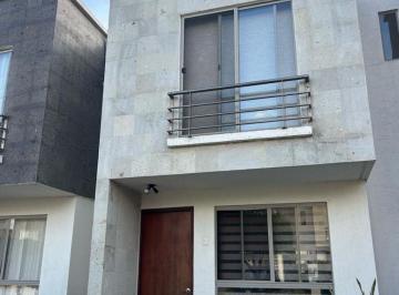 Casa de 2 habitaciones, El Marqués · Casa en Venta en Bosque de Magnolias, Fracc Residencial del Parque, El Marqués