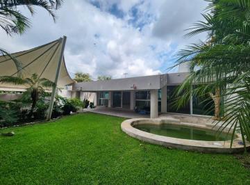 Casa · 330m² · 3 Recámaras · 3 Estacionamientos · Casa Sola en del Empleado Cuernavaca - Maz - 2702 - Cs