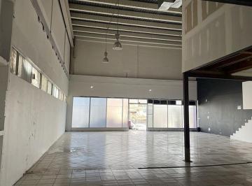 76c5a10734635979e18e30d6645305ebe96b1b3203a6d4f0927ff294d2a407fa · Local Comercial en Renta en Plaza Lago