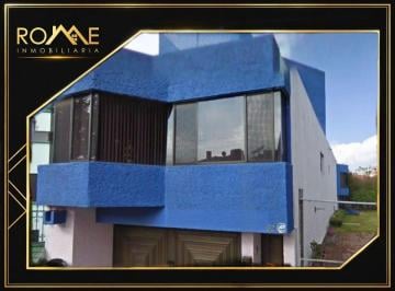 Casa de 4 habitaciones, Naucalpan de Juárez · Casa en Venta en Naulcalpan, Toltepec, Adjudicada