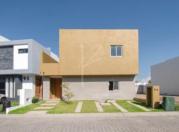 8b1b82c90c17dbca09511b665c9ac29590825f690018aa9928f7fce403ee6091 · Residencia en Venta en Casa Fuerte