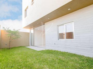 d9f51c08f86b3e3bac5a89c64c3ca334e2c4181dd21f570b48f7fb88161b67fb · Residencia en Venta en Casa Fuerte
