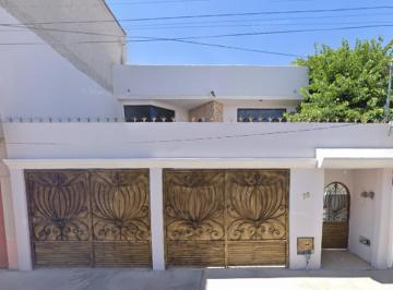 Casa de 4 habitaciones, Querétaro · Venta de Casa en Queretaro Niños Heroes Fernando Montes de Oca
