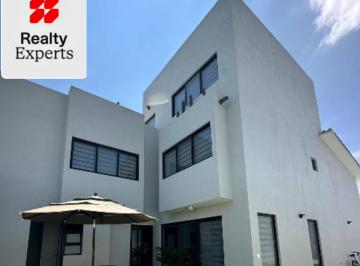 Casa de 3 habitaciones, Metepec · Casa en Venta Metepec Bellavista
