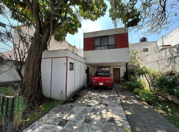 Casa · 4 Recámaras · 2 Estacionamientos · Se Vende Casa en Col. Monraz