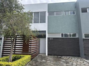 Casa · 4 Recámaras · 2 Estacionamientos · Casa en Venta en Camino a Las Moras