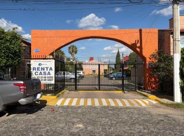 Casa en condominio de 2 habitaciones, Zapopan · Casa Renta 2 Recamaras Cerca Plaza y Costco San Isidro en Col. Bosques del Centinela Zapopan Jalisco