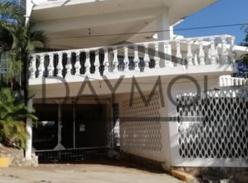 Casa de 4 habitaciones, Acapulco de Juárez · Casa en Circuito Amado Nervo 8 - 14, Fracc Marbella, Mozimba, 39450 Acapulco de Juárez, Gro.
