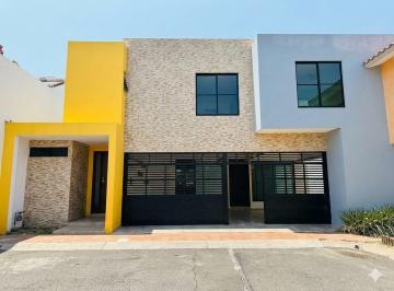Casa · 355m² · 3 Recámaras · Casa en Residencial Lomas Residencial