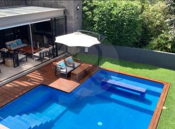 Casa en condominio · 600m² · 4 Recámaras · 3 Estacionamientos · Casa en Condominio en Venta en Avándaro