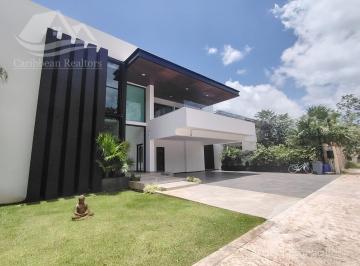 Casa · 900m² · 4 Recámaras · 6 Estacionamientos · Casa Venta Lagos del Sol Cancun