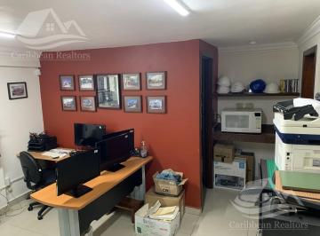 Oficina · 295m² · 2 Estacionamientos · Oficina en Venta en Sm 62