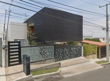 Casa en condominio de 4 habitaciones, Querétaro · Casa en Venta en Loma Dorada en Querétaro