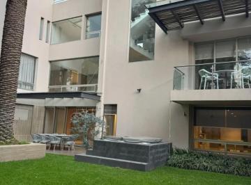 Casa · 645m² · 4 Recámaras · 4 Estacionamientos · Venta Casa Jardines del Pedregal 4 Recamaras Jardin Roof Top Vigilancia