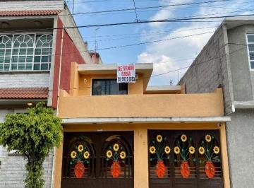 Casa · 123m² · 4 Recámaras · 2 Estacionamientos - IVON CRISTINA SOTO ROCHA · ¡Hogar Familiar en Jardines de Morelos!