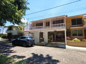 Casa de 4 habitaciones, Xalapa · Preciosa Casa en Excelentes Condiciones en El Corazon de Las Animas.
