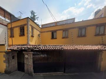 Casa de 3 habitaciones, Coyoacán · Venta de Casa en Colonia El Reloj, Coyoacan, Ciudad de Mexico.