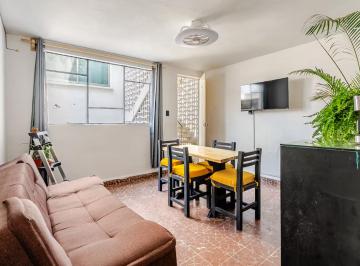 Casa de 3 habitaciones, Venustiano Carranza · Excelente Casa a 2 Calles del Deportivo Rafael Pelon Osuna