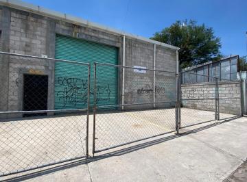 Local comercial · 300m² · 4 Estacionamientos · Local - Loma Bonita