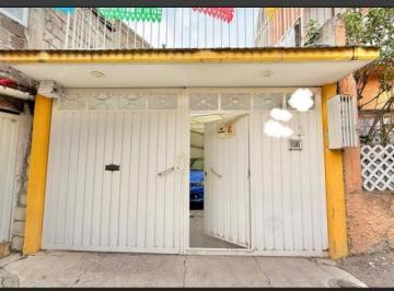 Casa · 280m² · 3 Recámaras · 4 Estacionamientos · Casa en La Malinche
