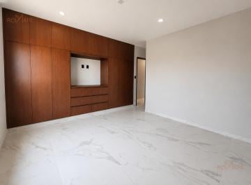 Casa · 237m² · 3 Recámaras · 2 Estacionamientos · Casa con Amplio Jardín | Lomas de La Rioja