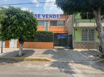 Casa de 3 habitaciones, Venustiano Carranza · Casa en Venta, 2da Sección de Moctezuma