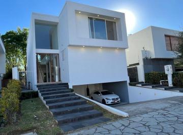 Casa de 3 habitaciones, Zapopan · Casa en Venta en Arauca 281 m² - Bosque Residencial, Zapopan